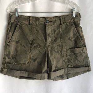 Anthropologie HEI Camo Shorts